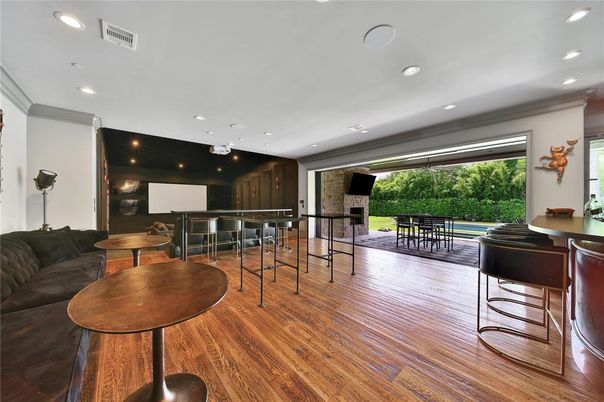 Interior, Projection Screen, Recessed Lighting, Wood Texture Flooring