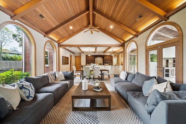 Dining room, Interior, Kitchen, Living room, Pendant Lights, Recessed Lighting, Wooden Beams, Wooden Ceilings