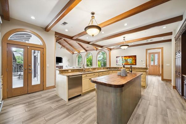 Interior, Kitchen, Pendant Lights, Recessed Lighting, Wooden Beams, Wood Texture Flooring