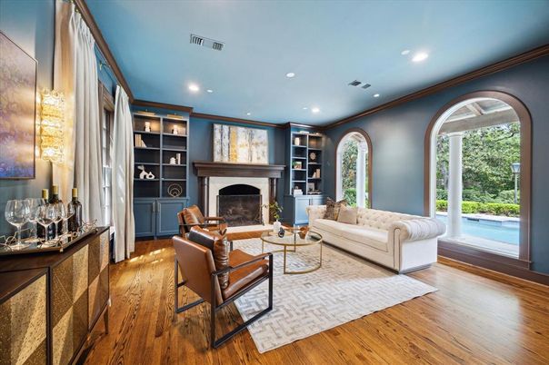 Fireplace, Interior, Living room, Recessed Lighting, Wood Texture Flooring