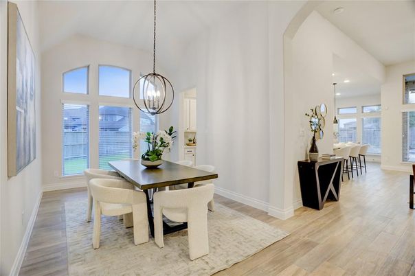 Chandelier, Dining room, Interior, Pendant Lights, Recessed Lighting, Wood Texture Flooring
