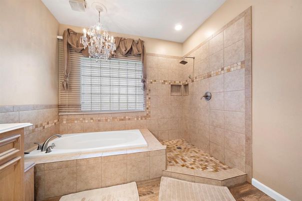 Bathroom, Chandelier, Interior, Recessed Lighting, Wood Texture Flooring