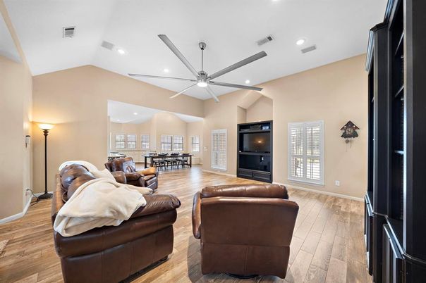 Dining room, Interior, Living room, Recessed Lighting, Wood Texture Flooring