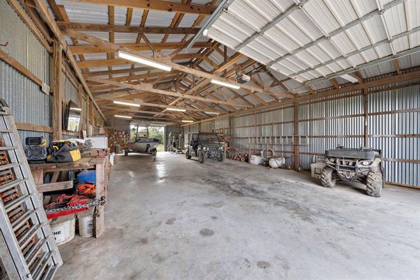 Garage, Interior