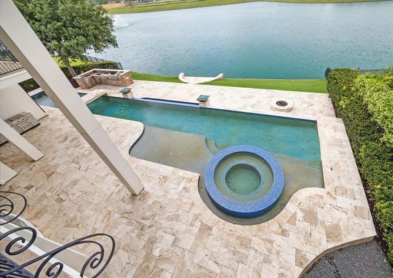 Exterior, Lake, Pool