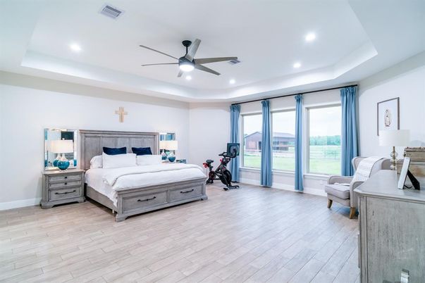 Bedroom, Fitness Equipment, Interior, Recessed Lighting, Wood Texture Flooring