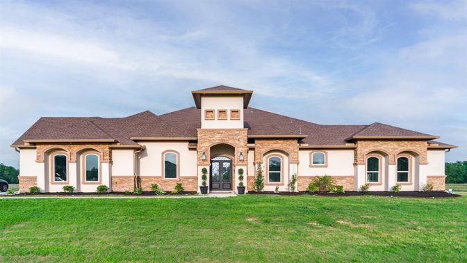Backyard, Exterior, Facade, French Provincial