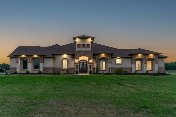 Backyard, Exterior, Facade, French Provincial