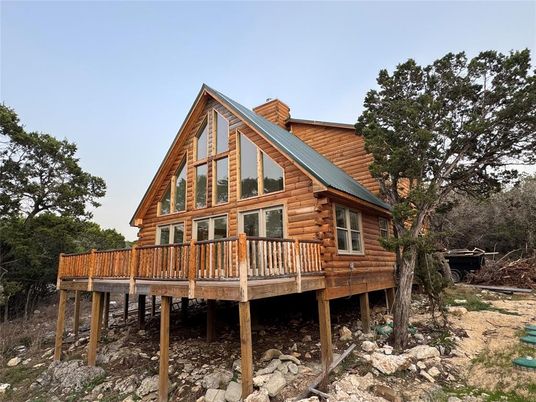 Backyard, Exterior, Facade, Log Home