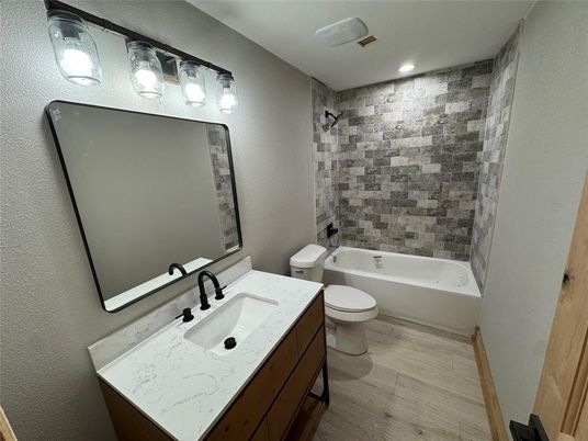 Bathroom, Interior, Recessed Lighting, Wood Texture Flooring