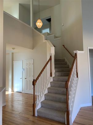 Interior, Pendant Lights, Wood Texture Flooring