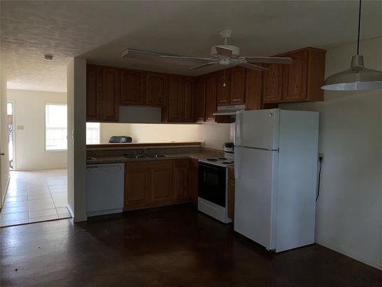 Interior, Kitchen, Pendant Lights