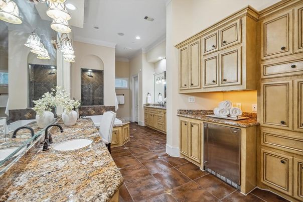 Interior, Kitchen, Pendant Lights, Recessed Lighting