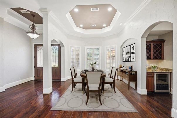 Dining room, Interior, Pendant Lights, Recessed Lighting, Wood Texture Flooring