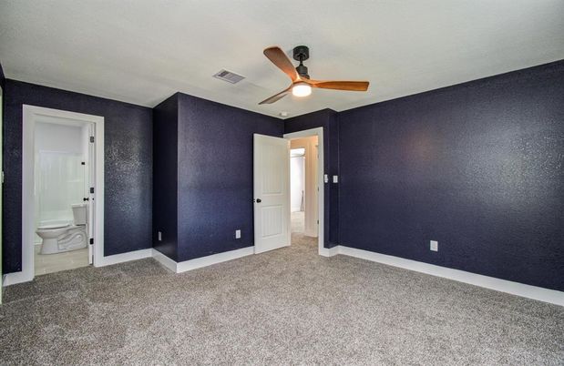 Bathroom, Empty room, Interior
