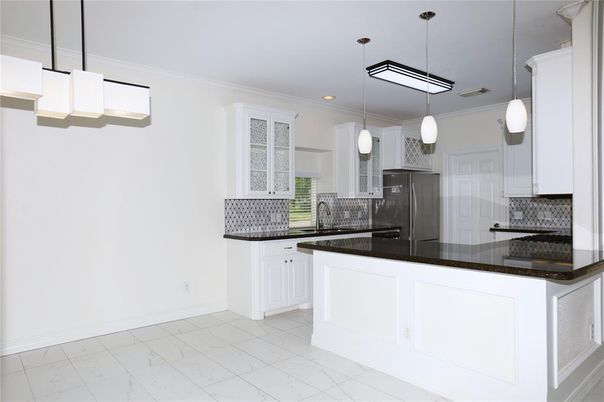 Interior, Kitchen, Marble, Pendant Lights, Recessed Lighting