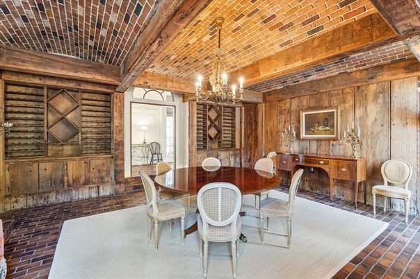 Chandelier, Dining room, Interior, Wooden Beams, Wooden Ceilings, Wooden Walls