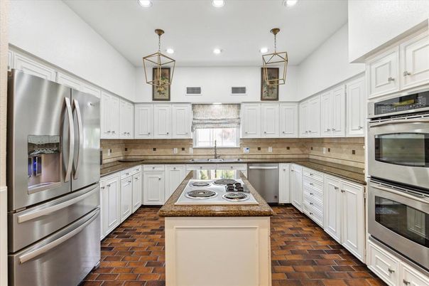 Interior, Kitchen, Pendant Lights, Recessed Lighting, Stainless Steel Appliances