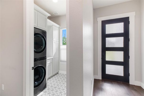 Interior, Recessed Lighting, Utility Closets, Washer, Wood Texture Flooring