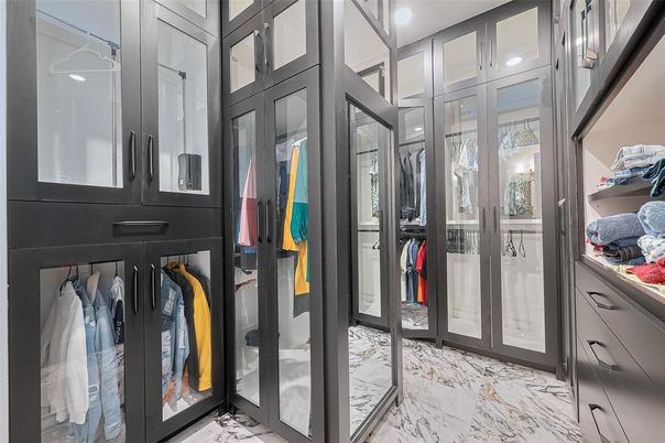 Interior, Marble, Walk-in Closets