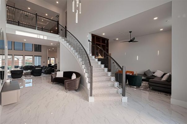 Interior, Living room, Marble, Pendant Lights, Recessed Lighting