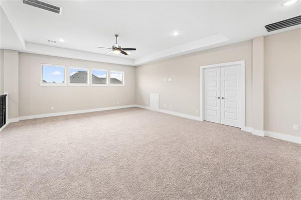 Empty room, Interior, Recessed Lighting
