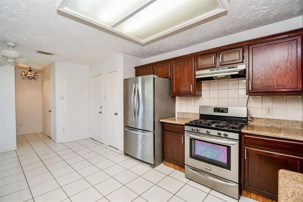 Chandelier, Interior, Kitchen, Stainless Steel Appliances