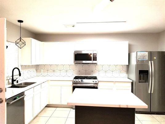 Interior, Kitchen, Pendant Lights, Stainless Steel Appliances