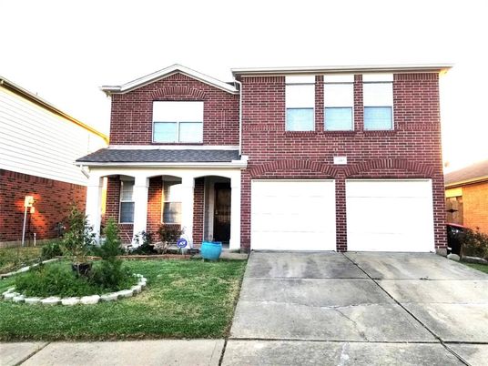 Attached, Exterior, Facade, Brick Facade, Brick Traditional