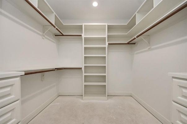 Interior, Recessed Lighting, Walk-in Closets