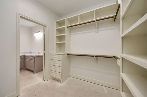Interior, Walk-in Closets