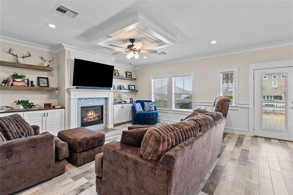 Fireplace, Interior, Living room, Recessed Lighting, Wood Texture Flooring