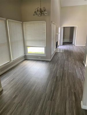 Chandelier, Empty room, Interior, Wood Texture Flooring