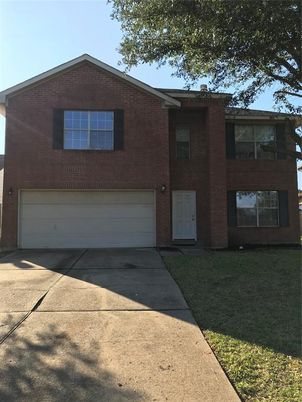 Attached, Exterior, Facade, Brick Facade, Brick Traditional