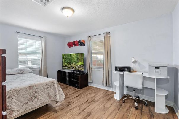 Bedroom, Home Office, Interior, Wood Texture Flooring