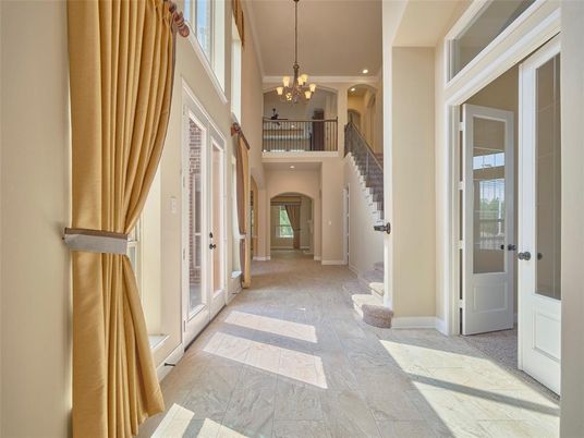 Chandelier, Interior, Recessed Lighting