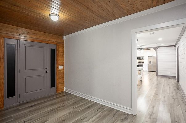 Empty room, Interior, Recessed Lighting, Wooden Ceilings, Wood Texture Flooring, Wooden Walls