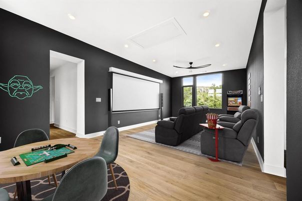 Interior, Projection Screen, Recessed Lighting, Wood Texture Flooring