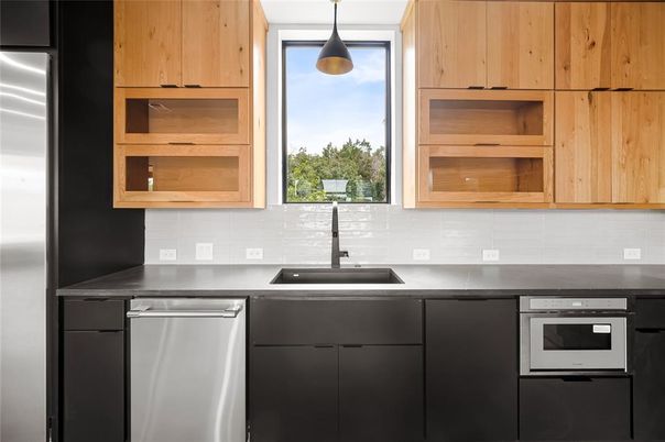 Interior, Kitchen, Pendant Lights, Stainless Steel Appliances