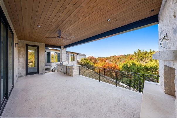 Exterior, Fireplace