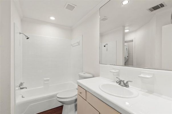 Bathroom, Interior, Recessed Lighting, Wood Texture Flooring