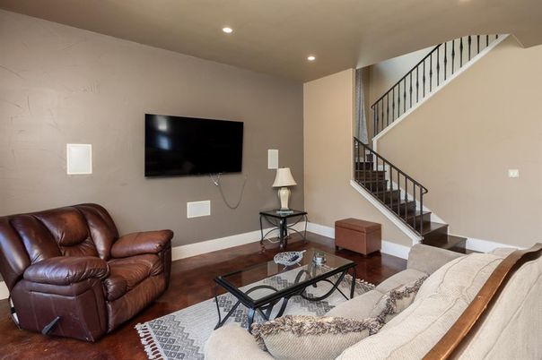 Interior, Living room, Recessed Lighting, Wood Texture Flooring