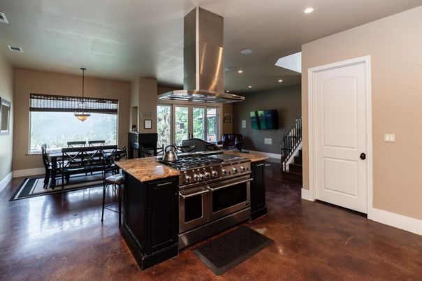 Dining room, Interior, Kitchen, Pendant Lights, Recessed Lighting