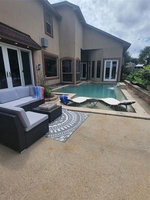 Backyard, Exterior, Pool