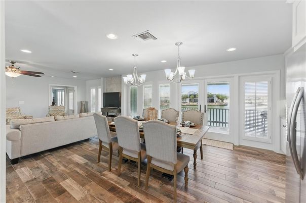 Chandelier, Dining room, Interior, Living room, Recessed Lighting, Wood Texture Flooring