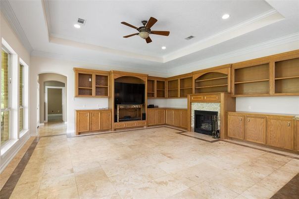Fireplace, Interior, Recessed Lighting