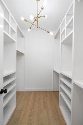 Interior, Pendant Lights, Walk-in Closets, Wood Texture Flooring