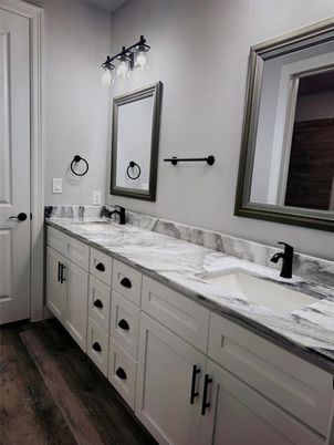 Bathroom, Dual Sink Vanities, Interior, Wood Texture Flooring