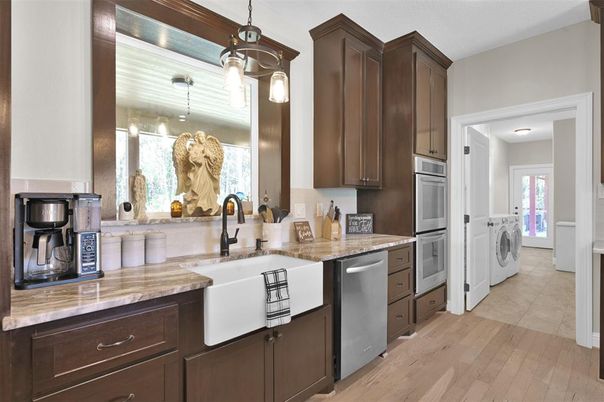 Interior, Kitchen, Pendant Lights, Washer, Wood Texture Flooring