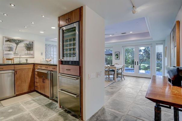 Dining room, Interior, Kitchen, Recessed Lighting, Stainless Steel Appliances